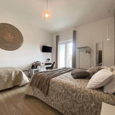 Bari Rooms Carulli Suite Exterior photo