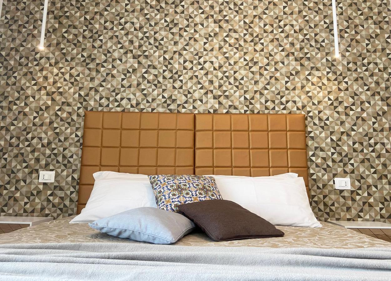 Bari Rooms Carulli Suite Exterior photo