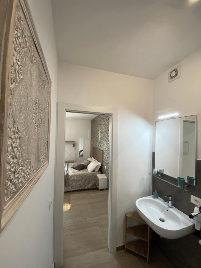 Bari Rooms Carulli Suite Exterior photo